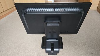 Predám HP prodesk 600 G1 Sff business a monitor - 9