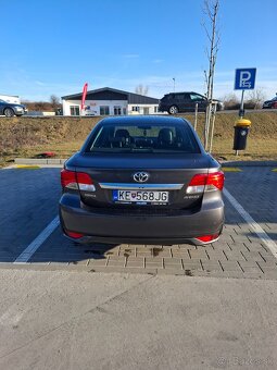 Toyota avensis - 9