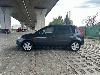 Ford Fiesta 1.4 benzín - 9