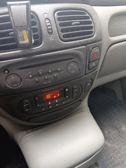Renault Scénic 1,9dci - 9