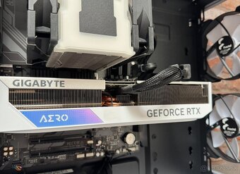 i7 13700K\32GB\RTX 4070Ti\SSD\1000W Zdroj - 9