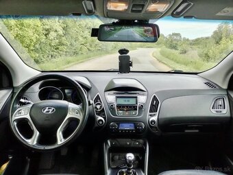 Predám Hyundai ix35 1,7 CRDi 4x2 vo výbave Style - 9