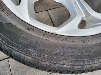 5X120 R18 BMW Zimna sada 235/50 R18 Nokian - 9