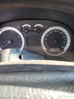 VW Golf 4 1.9 Tdi 66 Kw M5 - 9