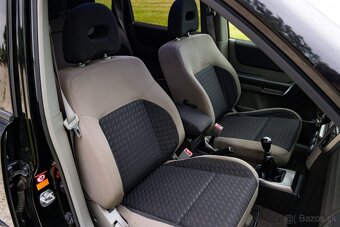 Nissan X-Trail 2.2 dCi Columbia Comfort - 9