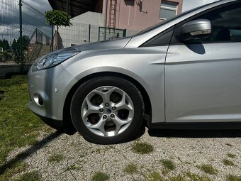Ford Focus 2.0 TDCi - 9