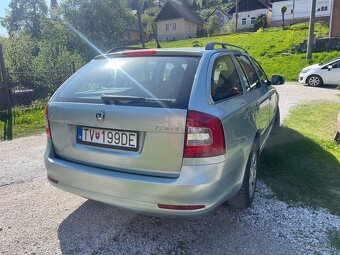 ŠKODA OCTAVIA COMBI 1.6 CR TDI 77KW Rok výroby:2013 - 9