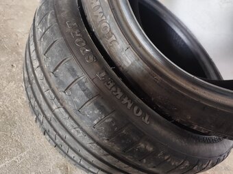 Predám 2x letné TOMKET SPORT XL 275/35 R19 100Y - 9