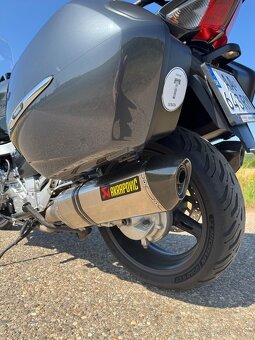 Yamaha FJR 1300 ES (2015) - 9