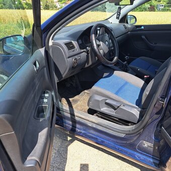 Volkswagen Golf 5 - 9