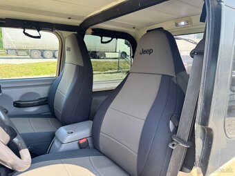 Jeep Wrangler 2.5 - 9