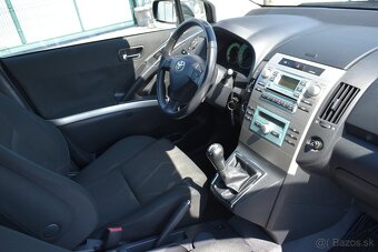 Toyota Corolla Verso 2.2 D-4D 135 Terra 7m - 9