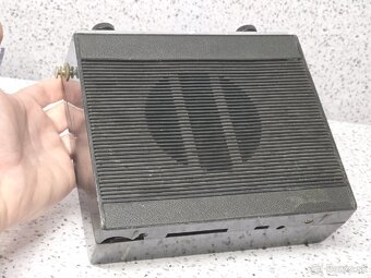 STAROŽITNÉ AUTORADIO 》Hitachi KM-900L - 9