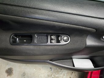 Peugeot 207 1.4 vti 70kw - 9