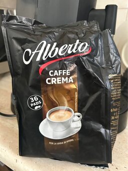 Coffee machine - Philips Senseo + extra refillable pads - 9