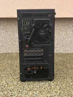 i5 10400F \\ 32GB \\ RTX 4060 8GB \\ NVME 1TB+HDD - 9