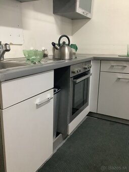 Moderná šedá kuchyňa LUNARA - 9