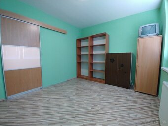 3-izbový byt Levice centrum - 9