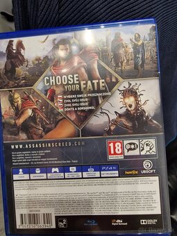 PS4 blue ray FIFA,assasins creed, wreckfest - 9