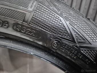 Zimné pneumatiky 215/50 r18 - 9