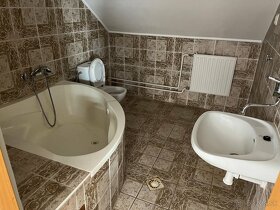Predám/prenajmem polyfunkčnú budovu v centre Tvrdošína - 9