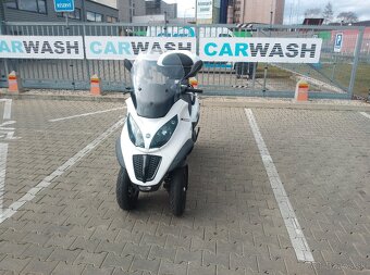 Piaggio MP3 500 - 9