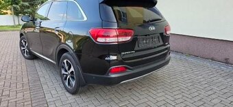 Kia Sorento - 9