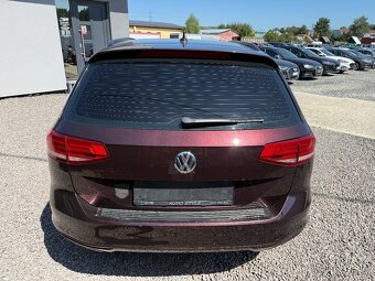Volkswagen Passat Variant 2.0 TDI BMT Highline DSG - 9