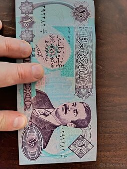 Irackých bankovky – Saddam Hussein (originál, UNC) - 9