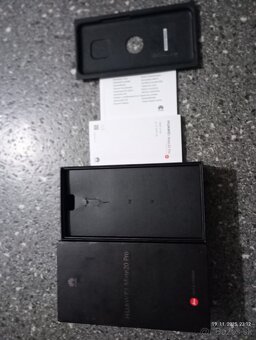 Huawei Máte 20Pro 6ram 128GB - 9