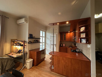 Predaj nadčasového 2-izbového bytu po kompletnej rekonštru - 9