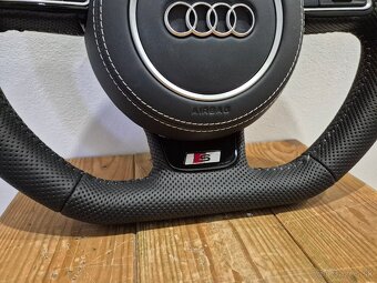 AUDI MULTIFUNKCNY PERFOROVANÝ VOLANT - 9