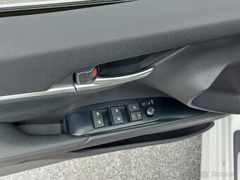 Toyota Camry 2.5 Benzin-Hybrid, Executive, 131 kW - 9