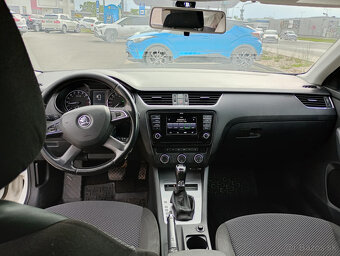Škoda Octavia 3 2.0 TDI DSG - 9