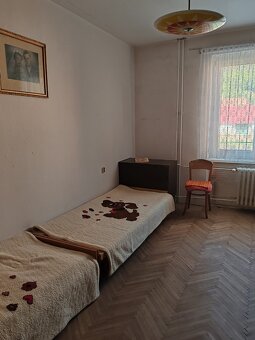 Na predaj 2 izbový byt Brezová pod Bradlom - 9