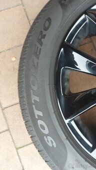 Predám zimnú sadu originál BMW X4 - 9