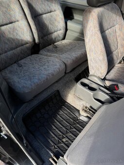 Suzuki Jimny 1,3 4x4 Benzín - 9