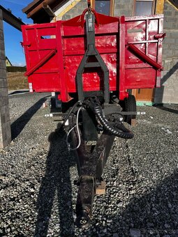 Traktorový nosič kontajnerov - 9