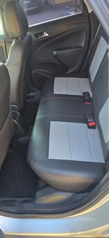 Opel Crossland X - 9