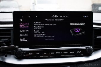 Kia Ceed SW 1.5 TGDi Silver, 1. Majiteľ, Navi,Kamera,Connect - 9