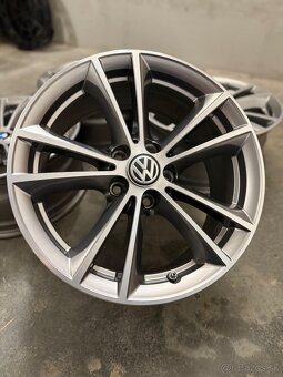 Hliníkové disky 5x112 R17 BMW G30 G31 Style 631 - 9
