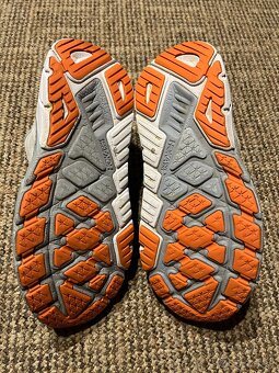 6x Dámské běžecké sportovní boty Hoka - 9