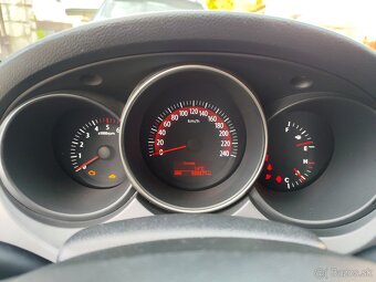 Kia Magentis 2,0 16v CRDi 110kW - 9