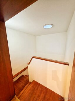 Na Predaj trojizbový mezonet v obci Vrbov - 9