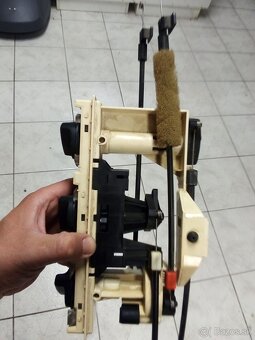 NOVE -Náhradné Diely škoda FELICIA - 9