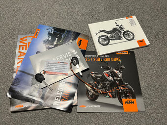 KTM Duke 390 2016 A2 - 9