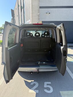 Mercedes Vaneo 1,7 cdi manual - 9