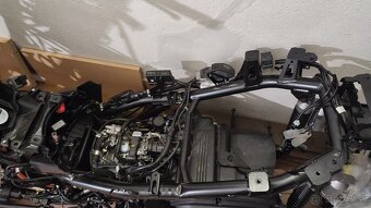 Honda ADV 350, 3/2023, nájazd do 1700 km. - 9