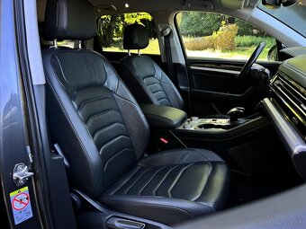 Volkswagen Touareg 3.0 TDI - 9
