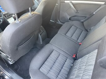 Škoda Octavia Combi 1.6TDI 4x4 2013 - 9